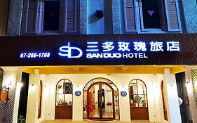 R&R Hotel